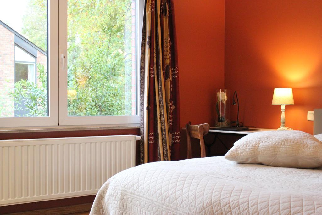 Green Hill Guest House And Apartment Оверейсе Номер фото