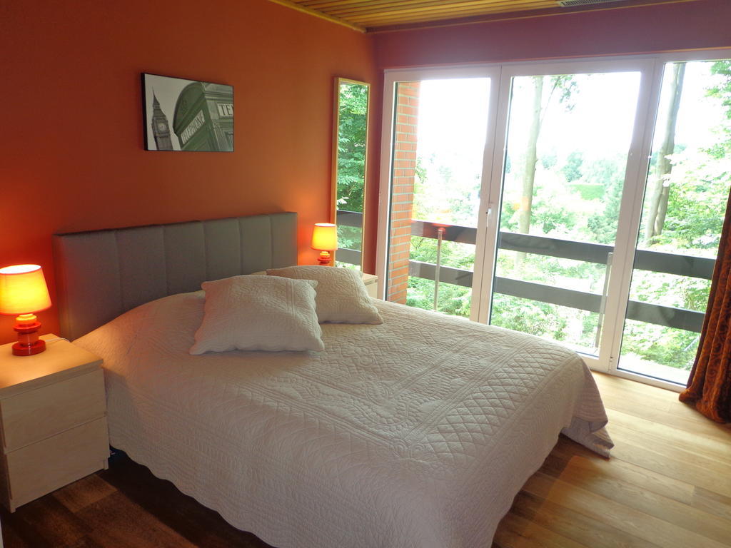 Green Hill Guest House And Apartment Оверейсе Номер фото