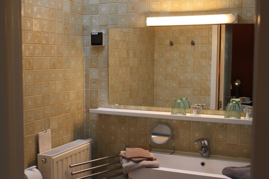 Green Hill Guest House And Apartment Оверейсе Номер фото